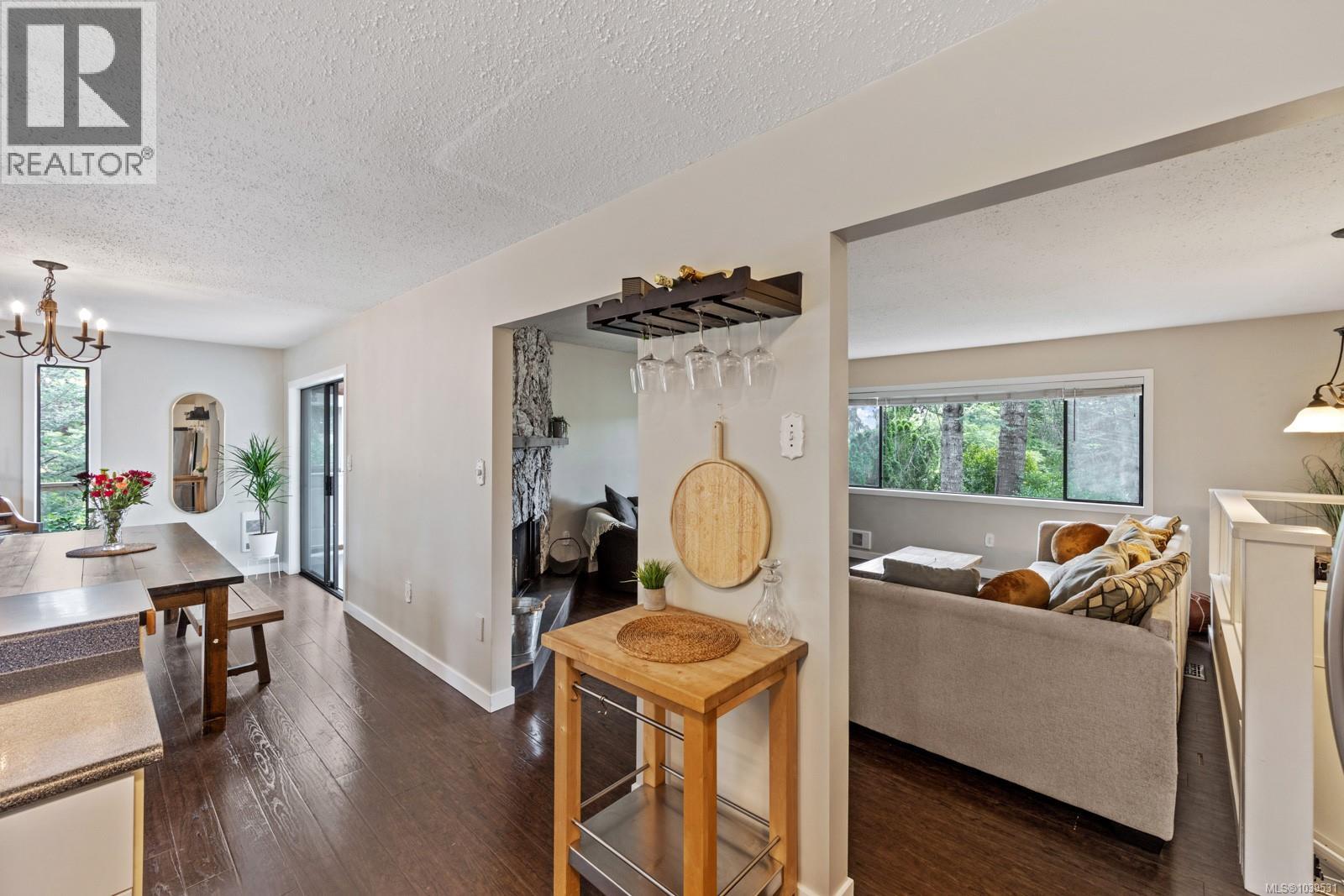 1506 Chinook Dr - 11
