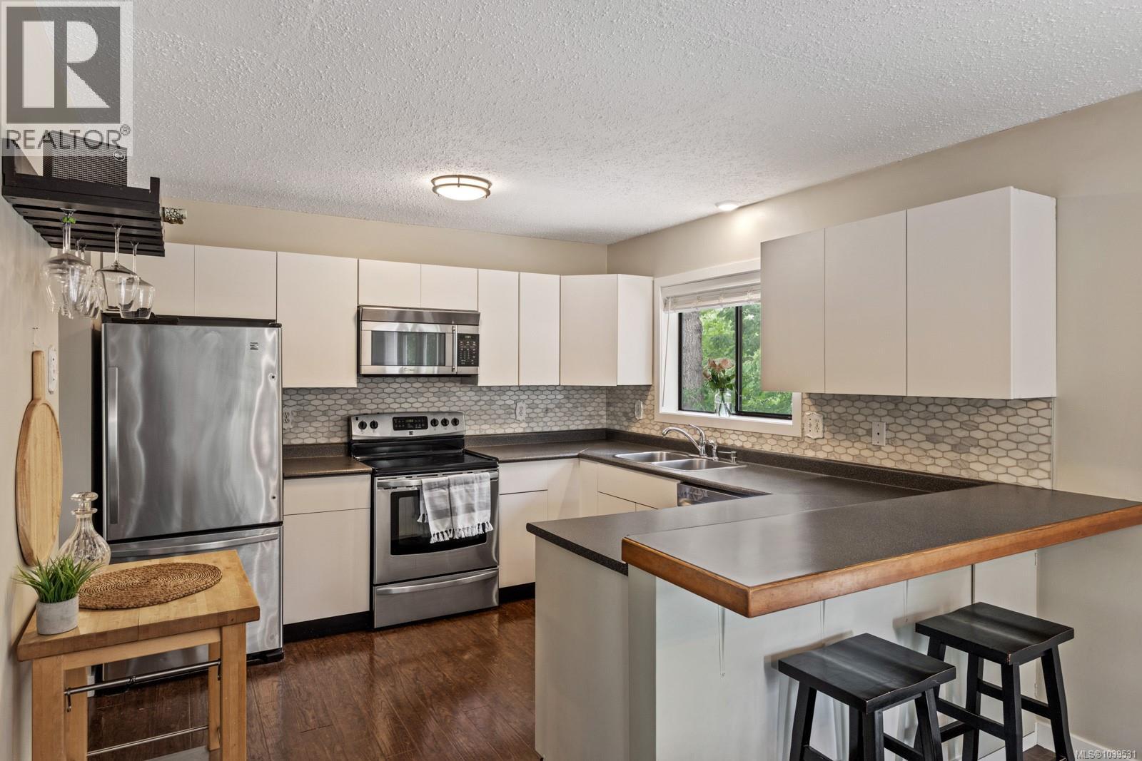 1506 Chinook Dr - 13