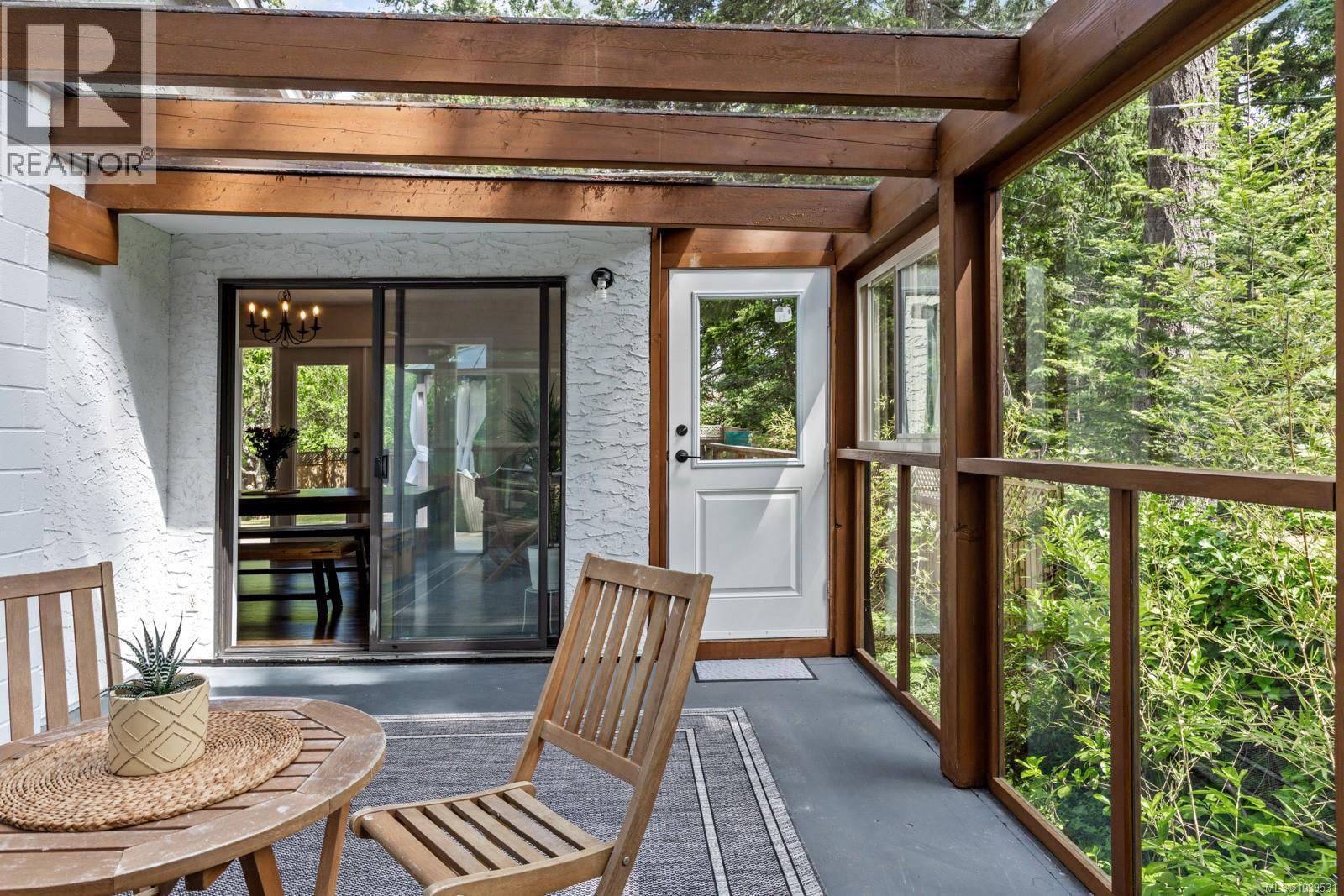 1506 Chinook Dr - 17