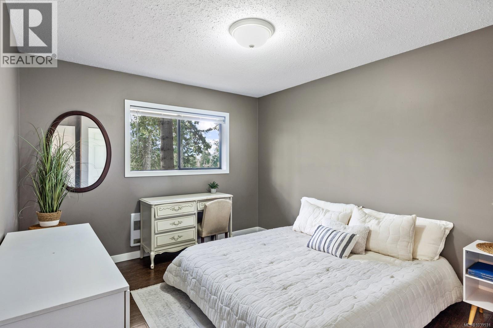 1506 Chinook Dr - 25