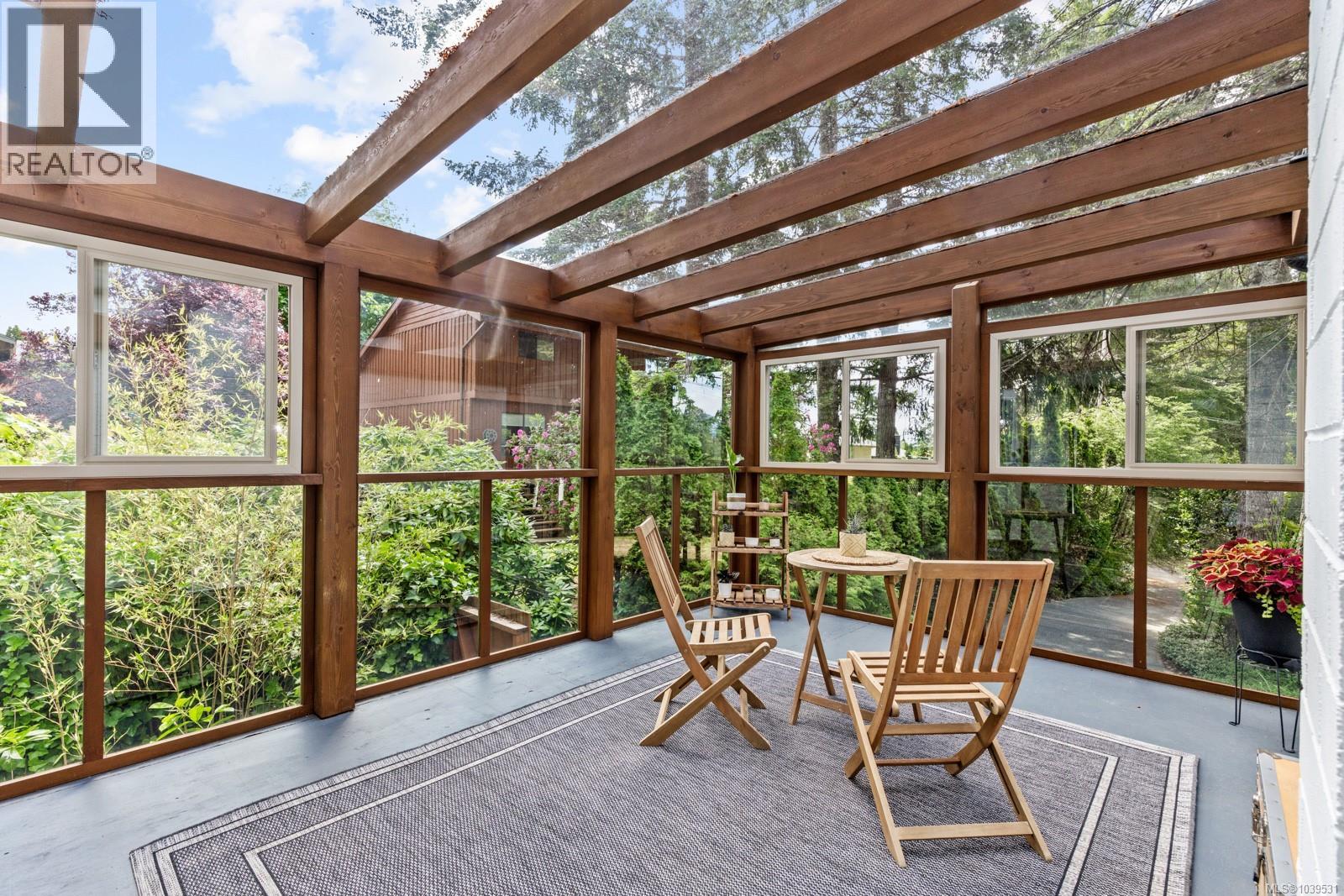 1506 Chinook Dr - 3