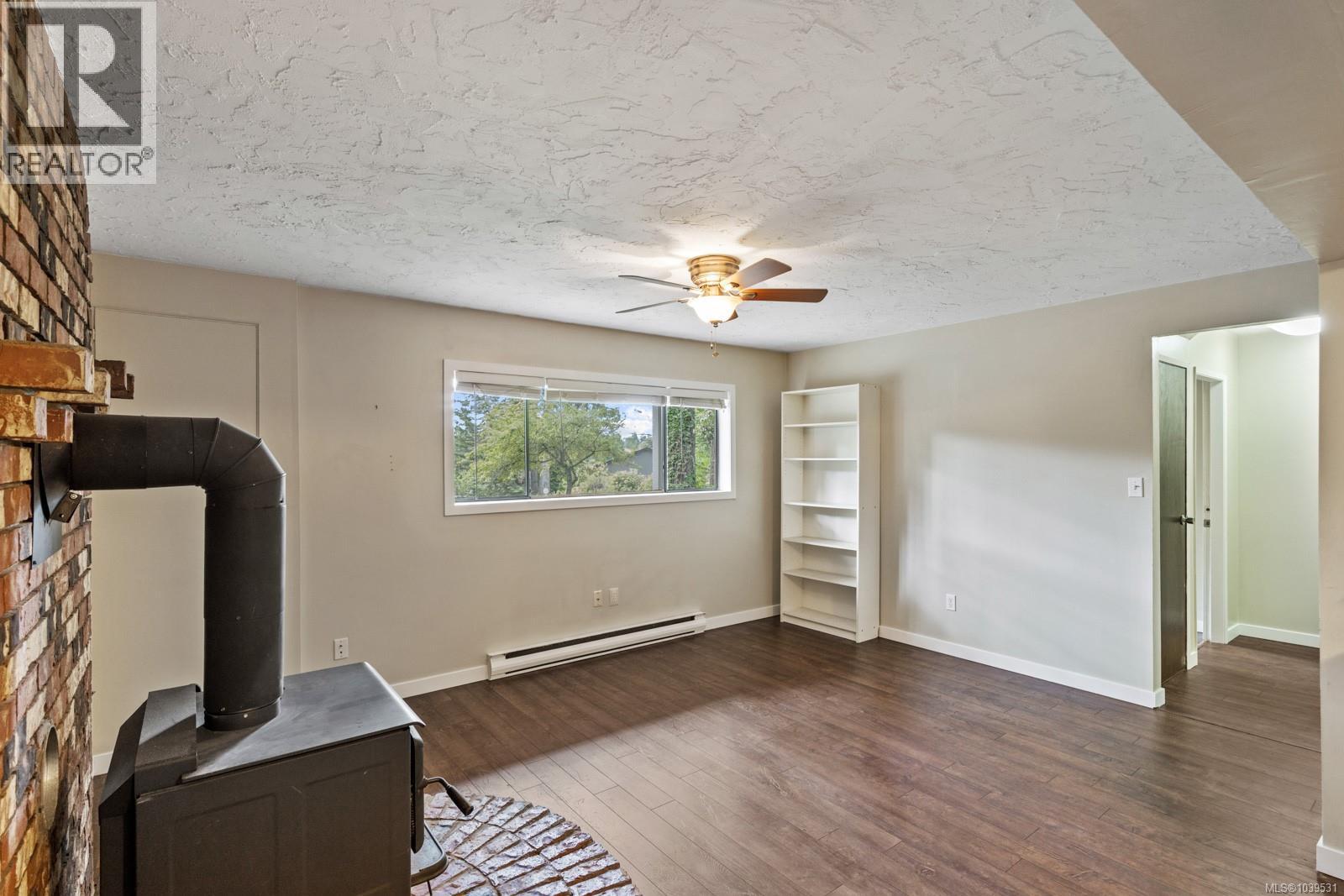 1506 Chinook Dr - 32