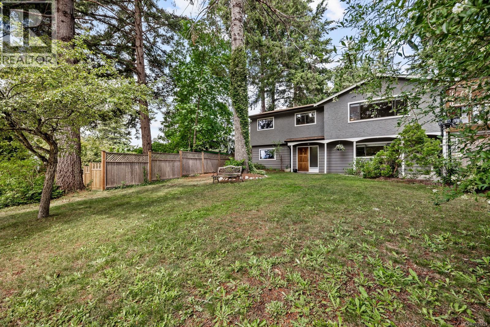1506 Chinook Dr - 52