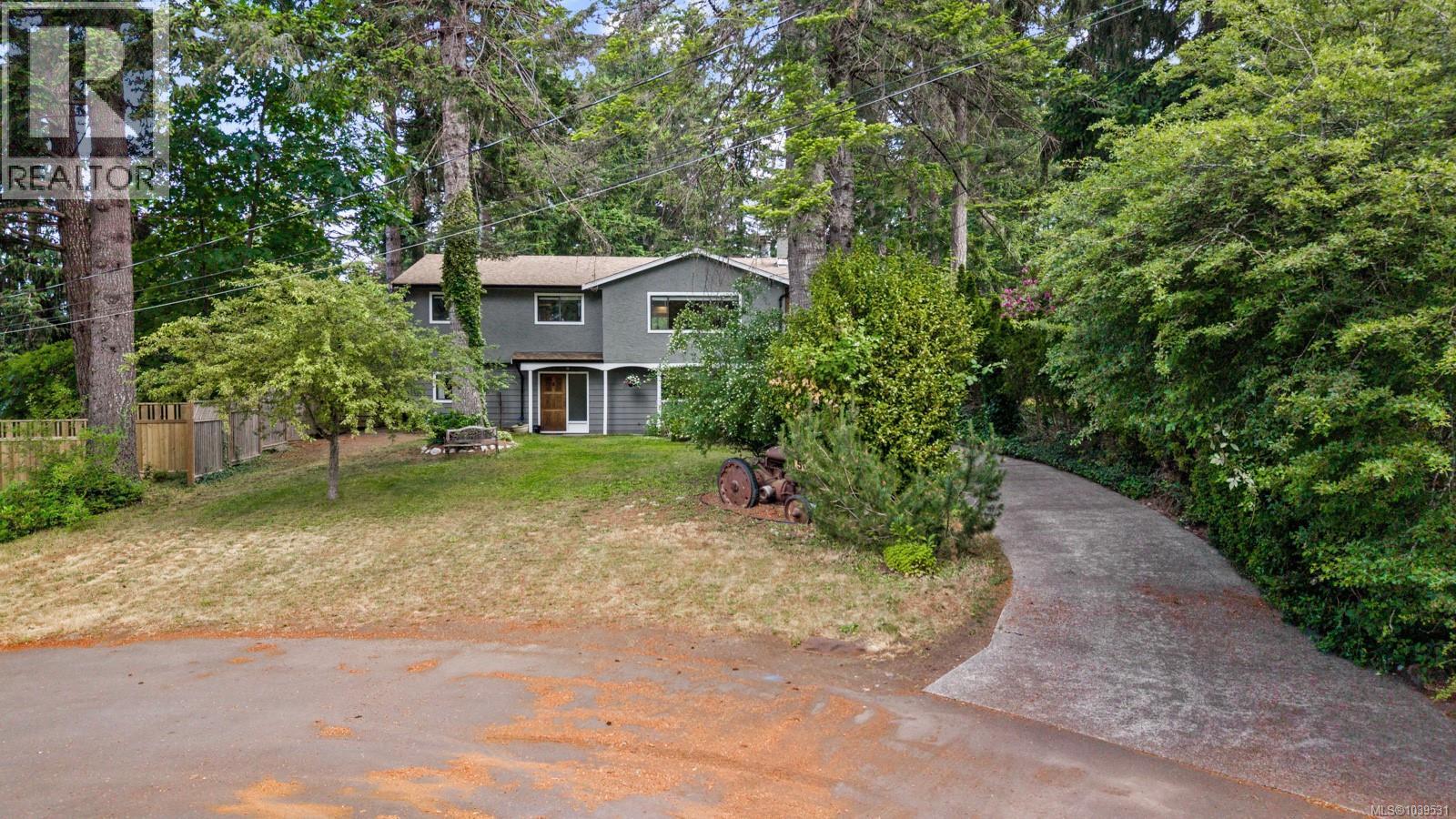 1506 Chinook Dr - 71