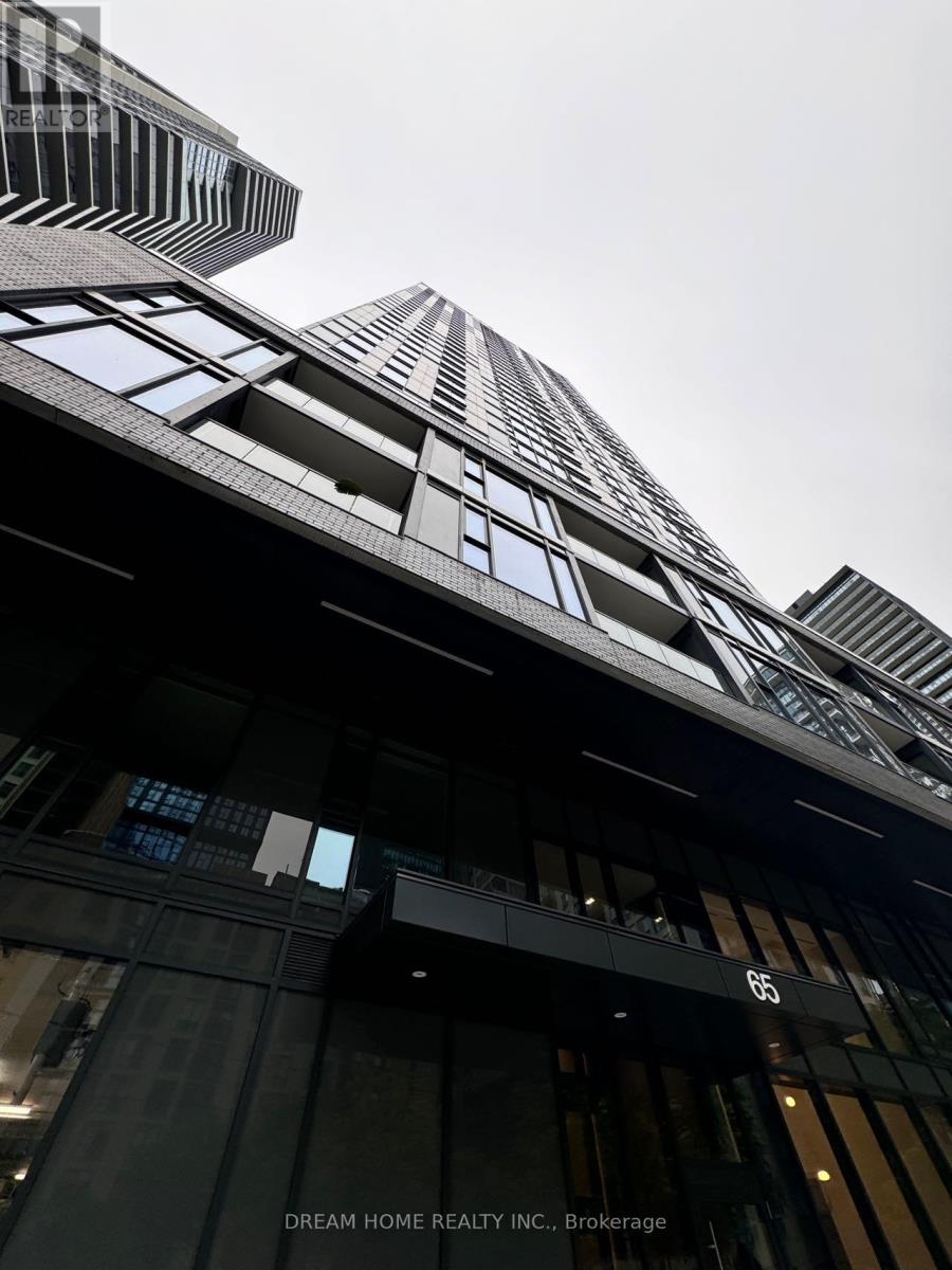Listing photo of 1307 - 65 MUTUAL STREET