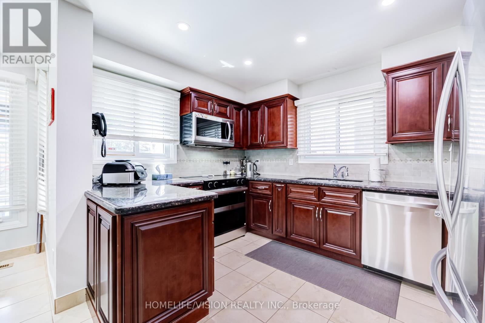1206 FIELDSTONE CIRCLE - 11