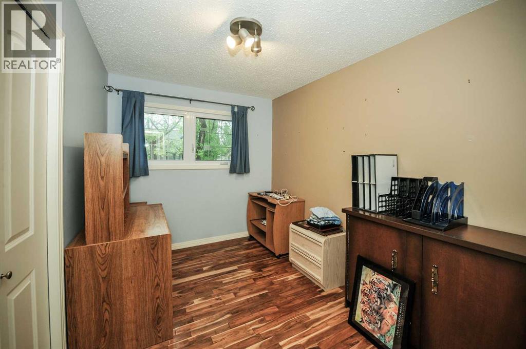 4513 67 Street — photo 13
