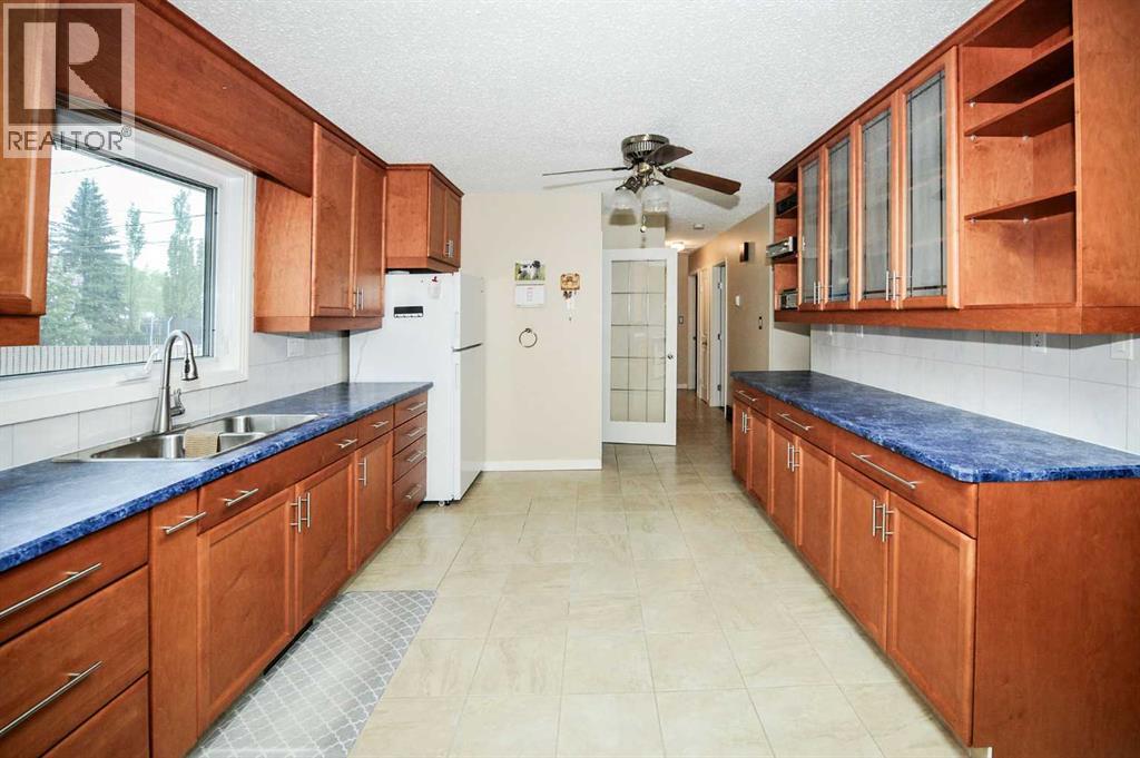 4513 67 Street - photo 3