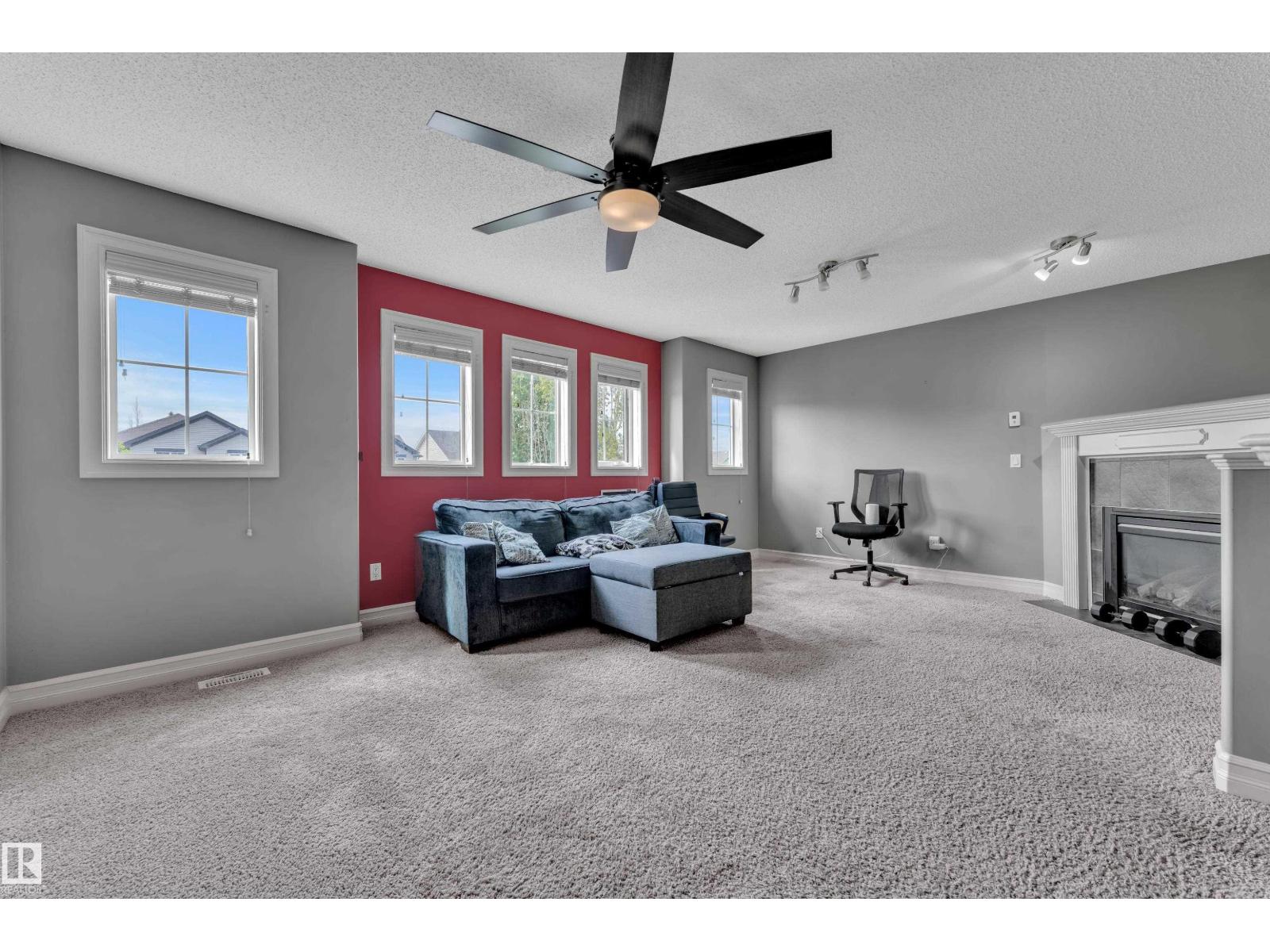 6116 11 AV SW — photo 15