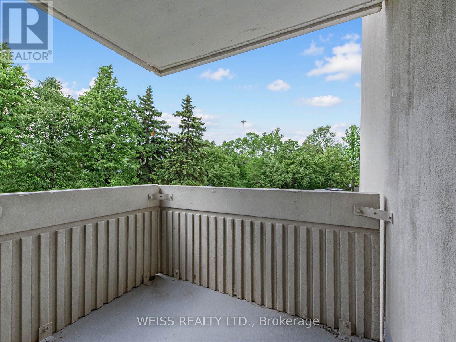 #202 150 NEPTUNE DRIVE - 26