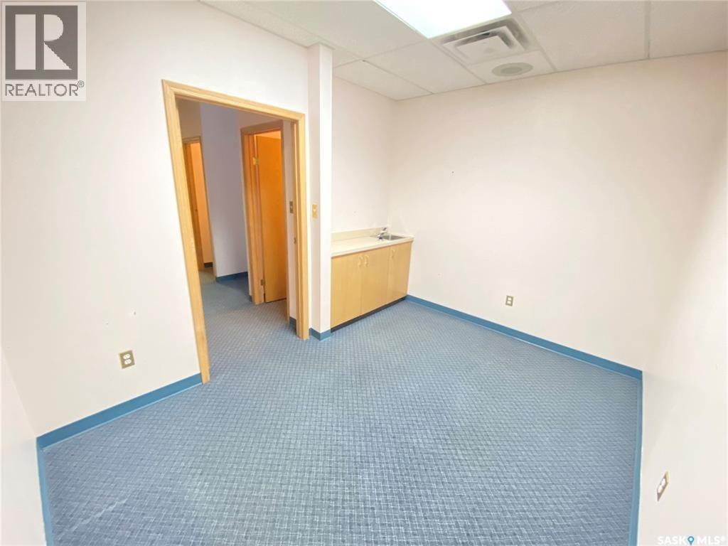 228 Railway AVENUE — photo 10