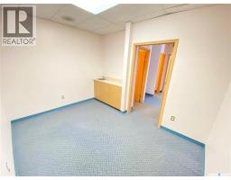 228 Railway Avenue, Weyburn, SK S4H0A2 Photo 8