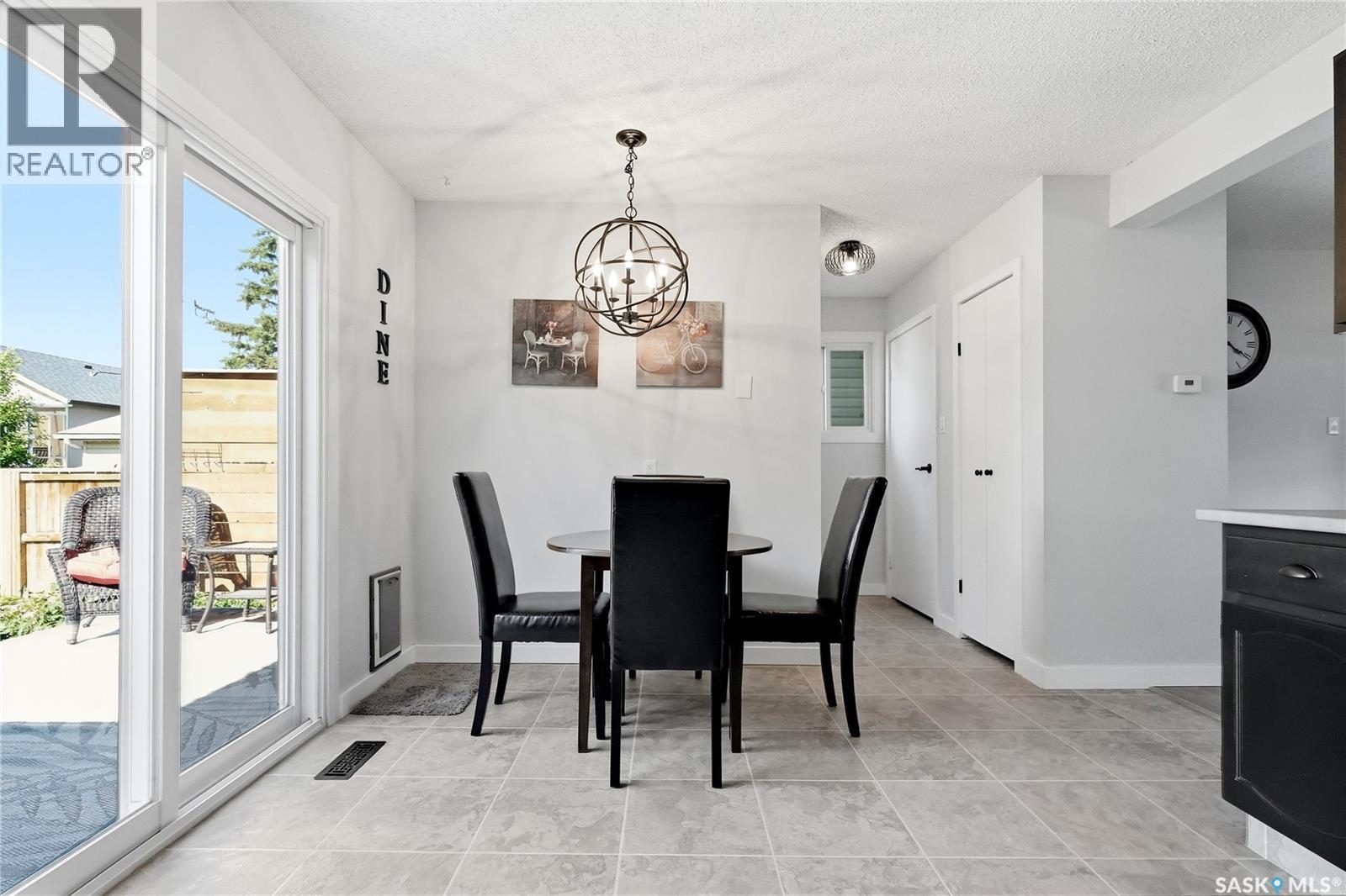 452 Lenore DRIVE — photo 14