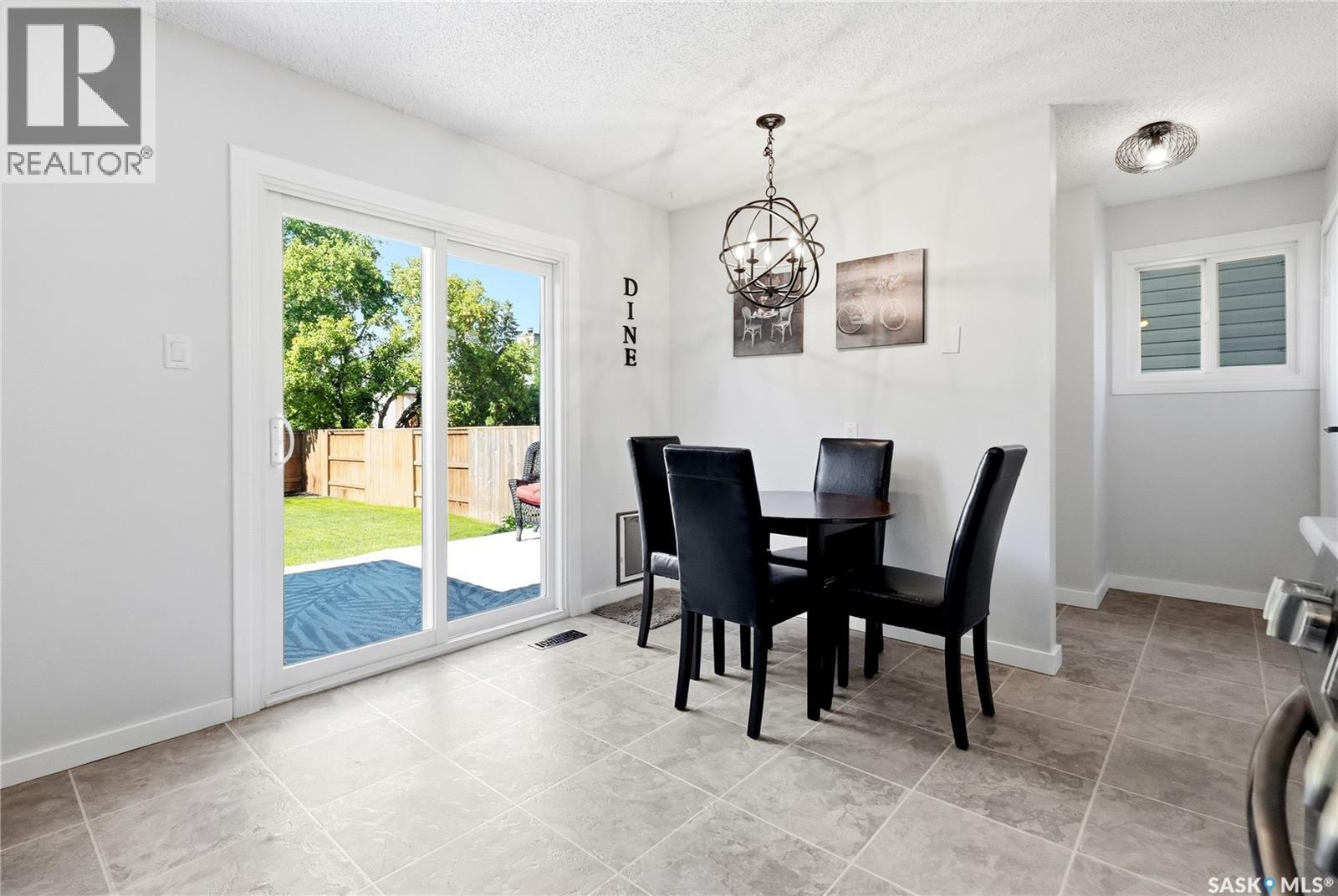 452 Lenore DRIVE — photo 15