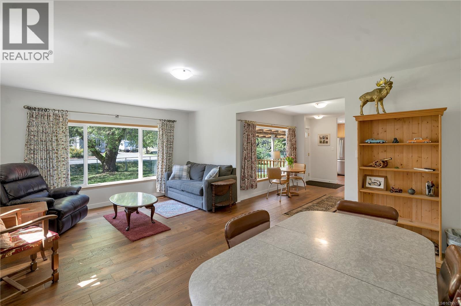 4800 Lewis Rd - 19