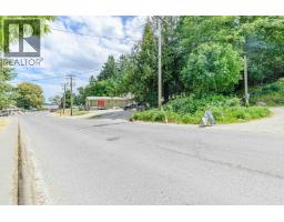 2 Drake Road, Salt Spring Island, BC V8K2K8 Photo 8