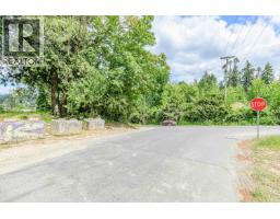 2 Drake Road, Salt Spring Island, BC V8K2K8 Photo 17