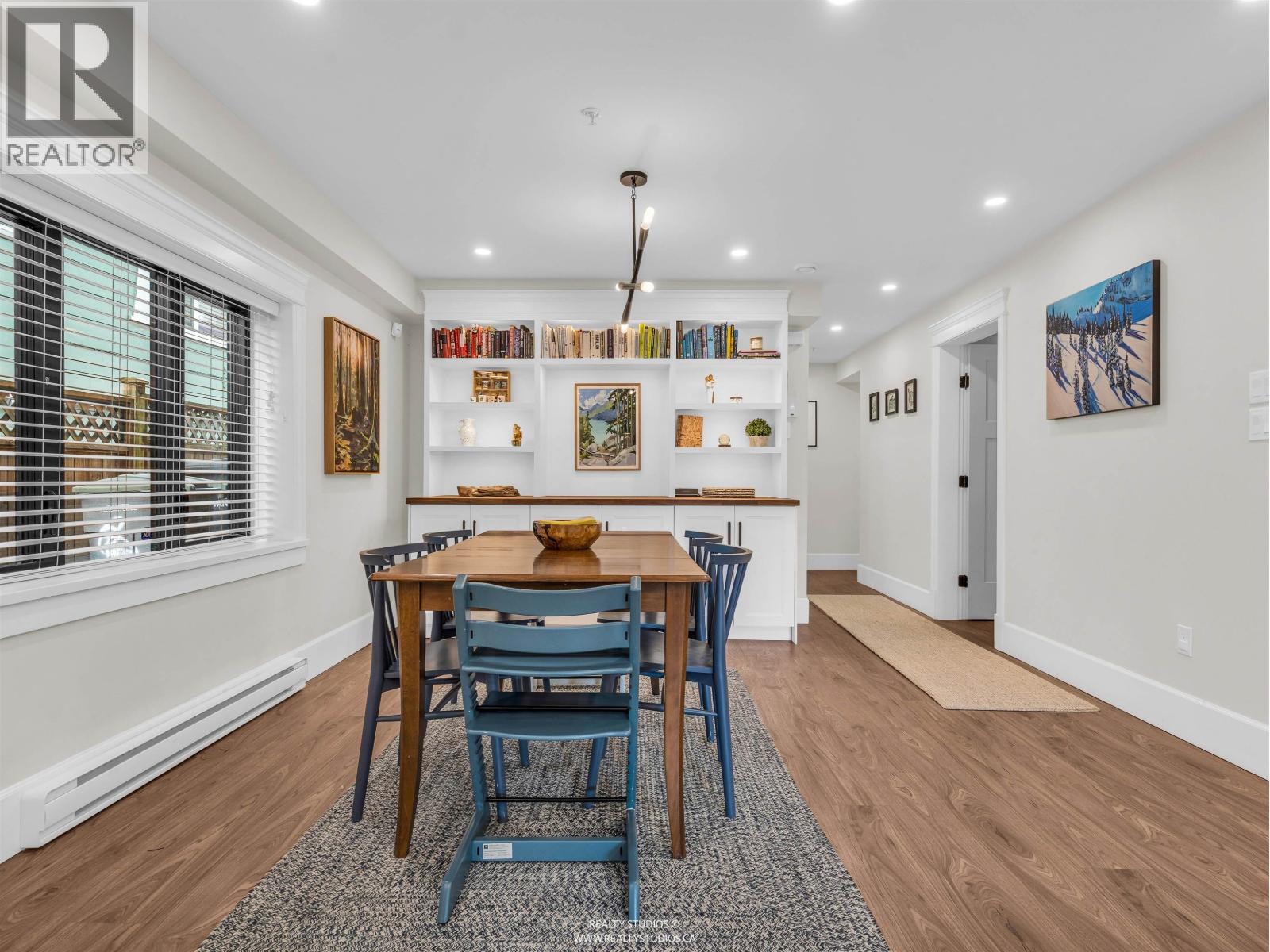 436 LAKEWOOD DRIVE, Vancouver
