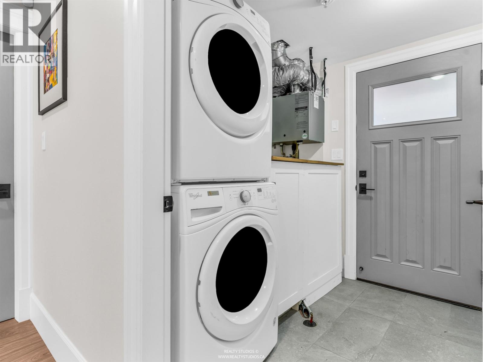 436 LAKEWOOD DRIVE, Vancouver