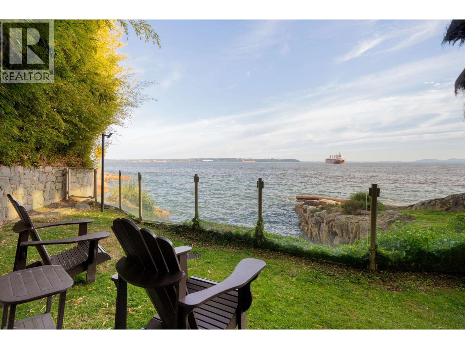 3912 MARINE DRIVE, West Vancouver