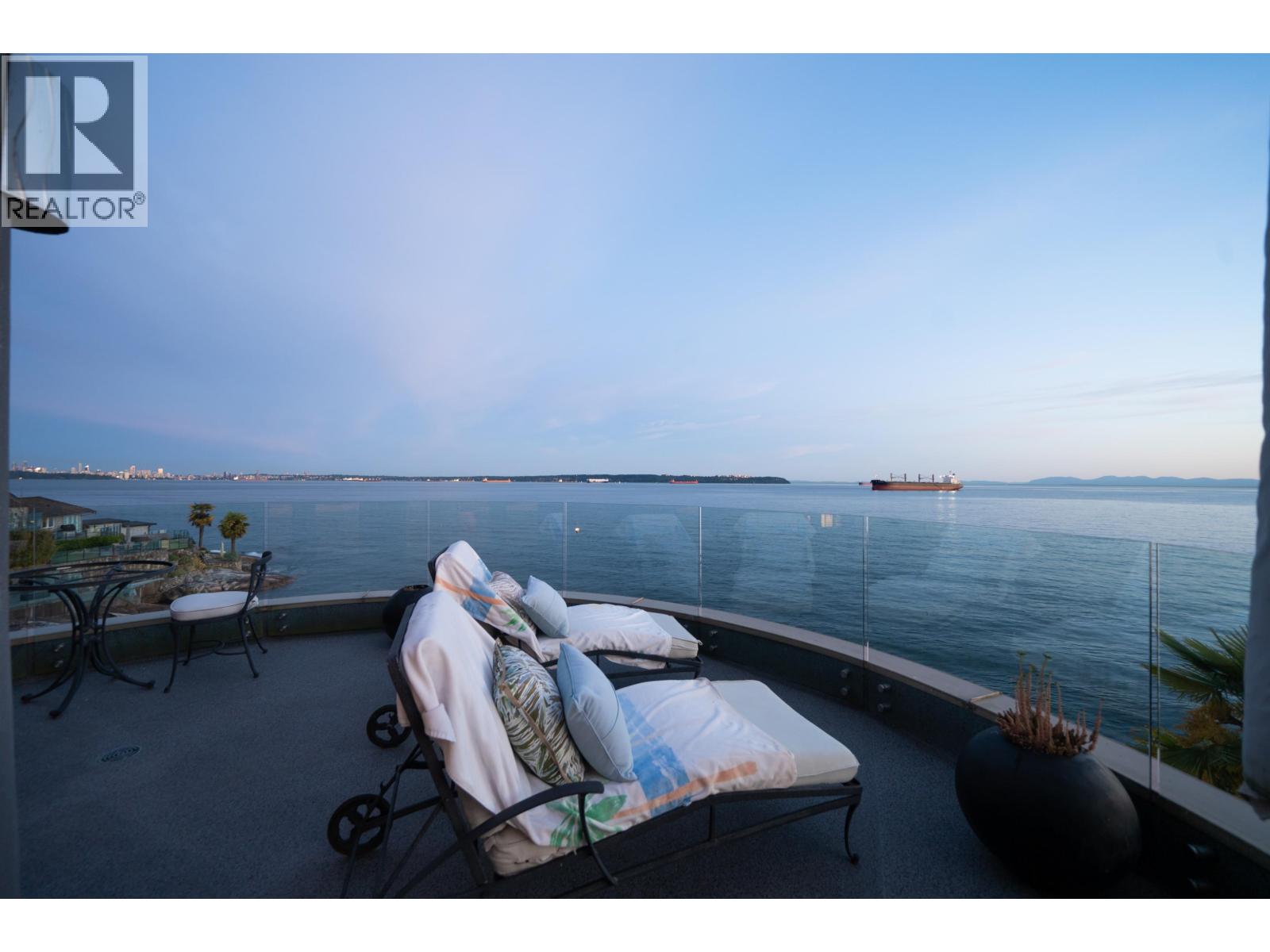3912 MARINE DRIVE, West Vancouver
