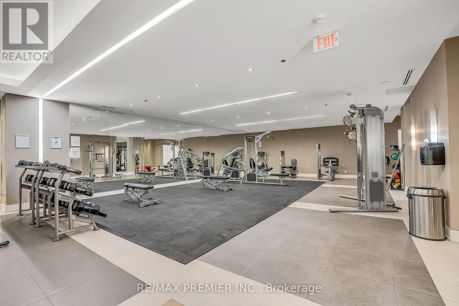 #607 111 ST. CLAIR AVENUE W - 36