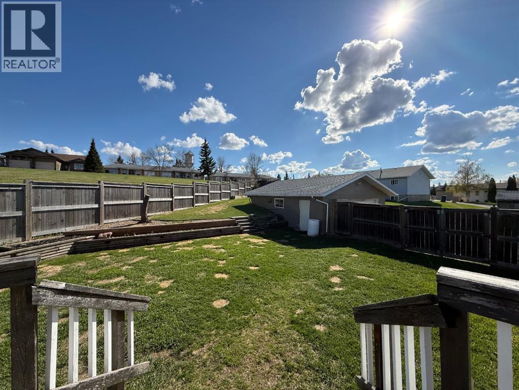 5206 49A Street — photo 24