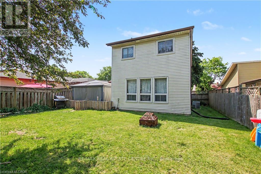 17 HALLMARK STREET - 23