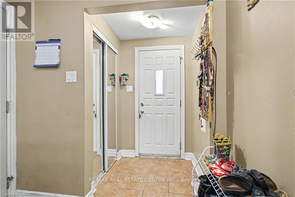 17 HALLMARK STREET - 5