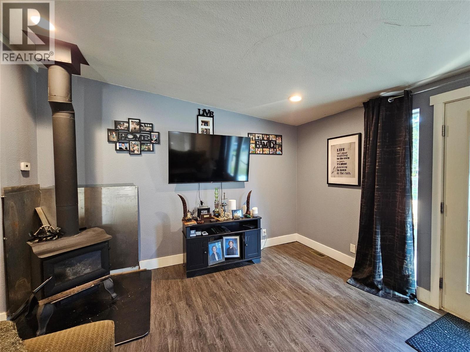 2385 Eva Road - 38