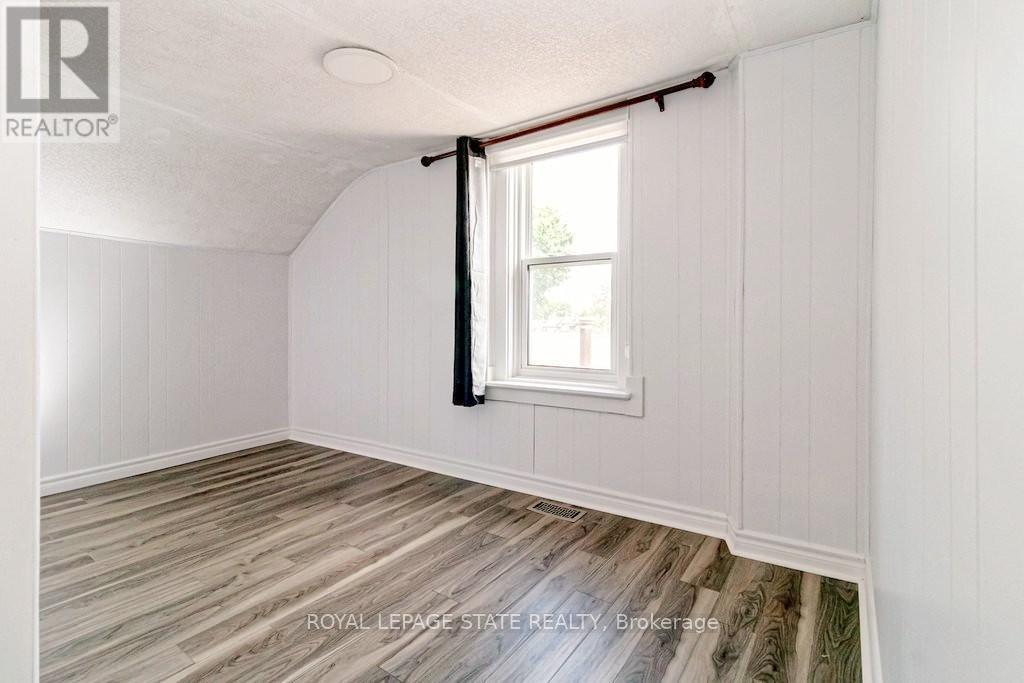 170 CANNON STREET W - 19