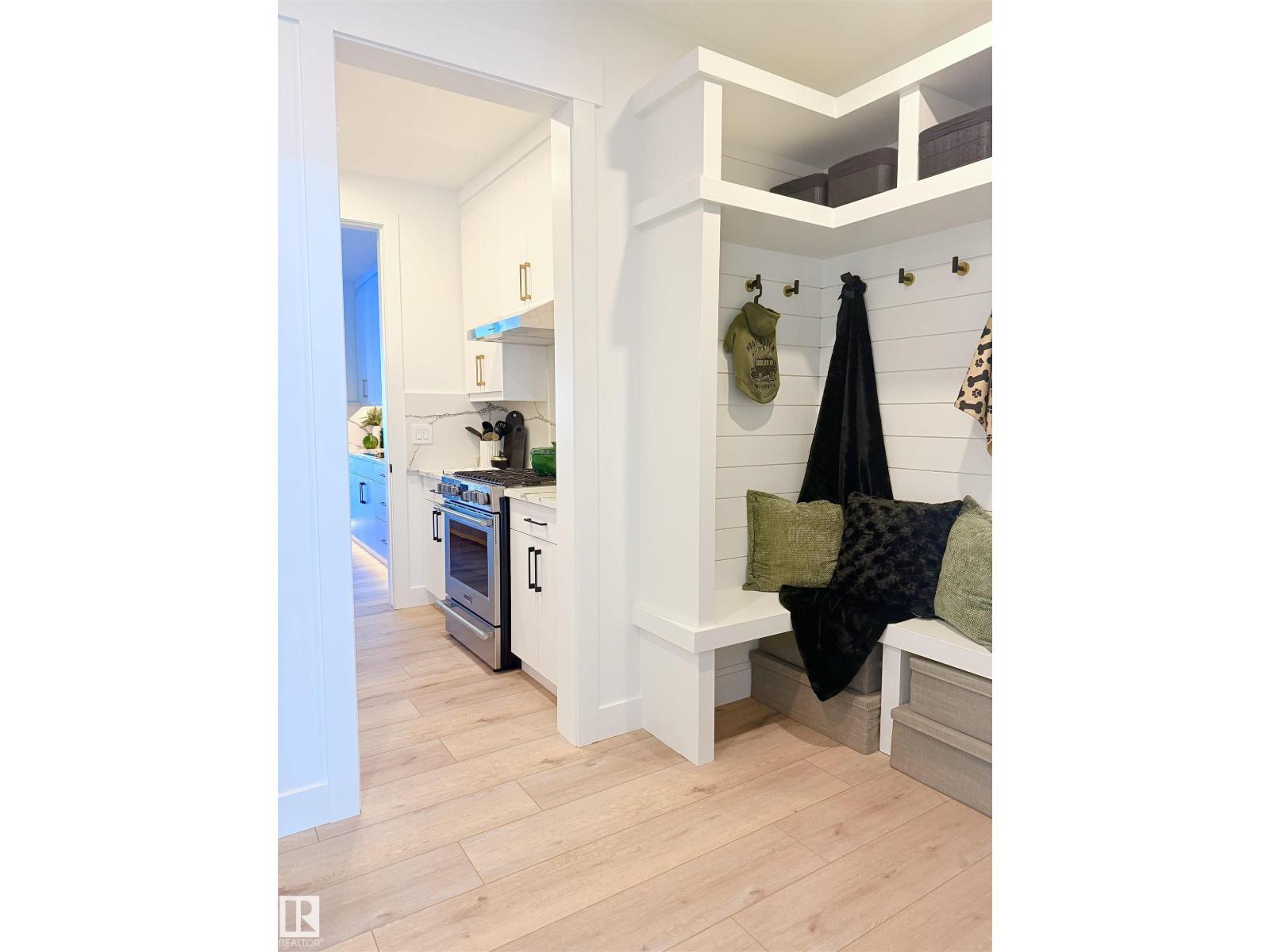 16607 8 ST NE - 25