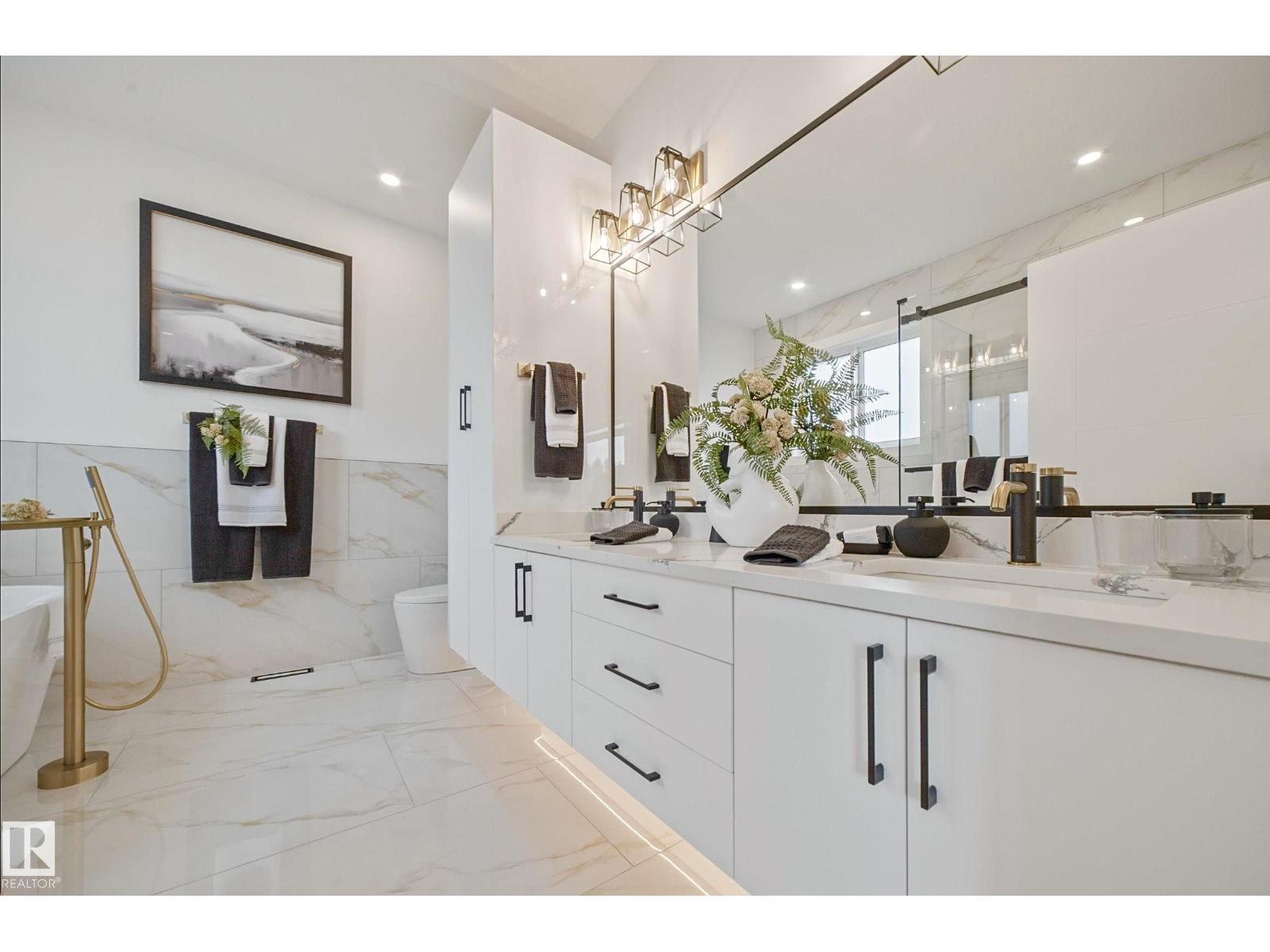 16607 8 ST NE - 36