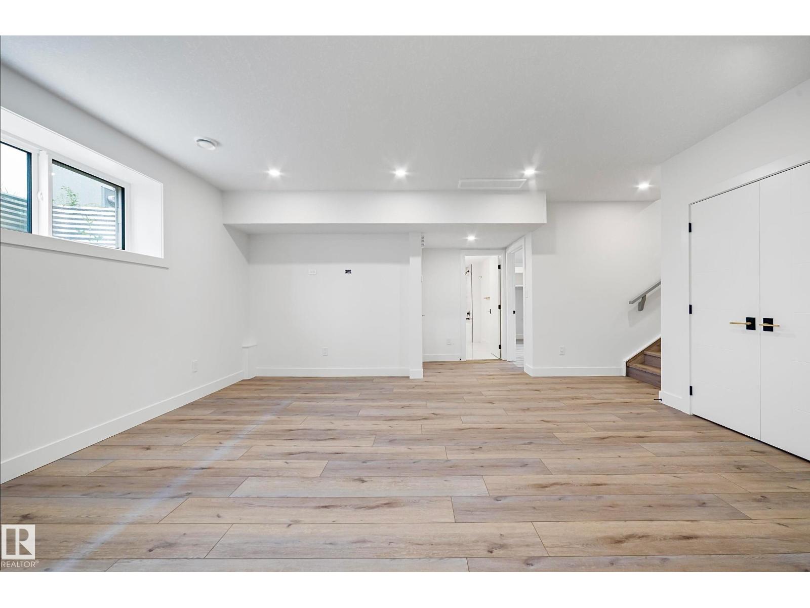 16607 8 ST NE - 53