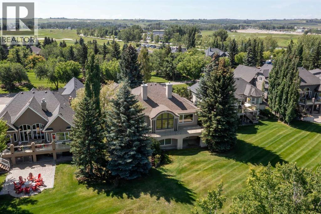 Enjoy Heritage Pointe's golf course & LaunchPad - steps from your front door