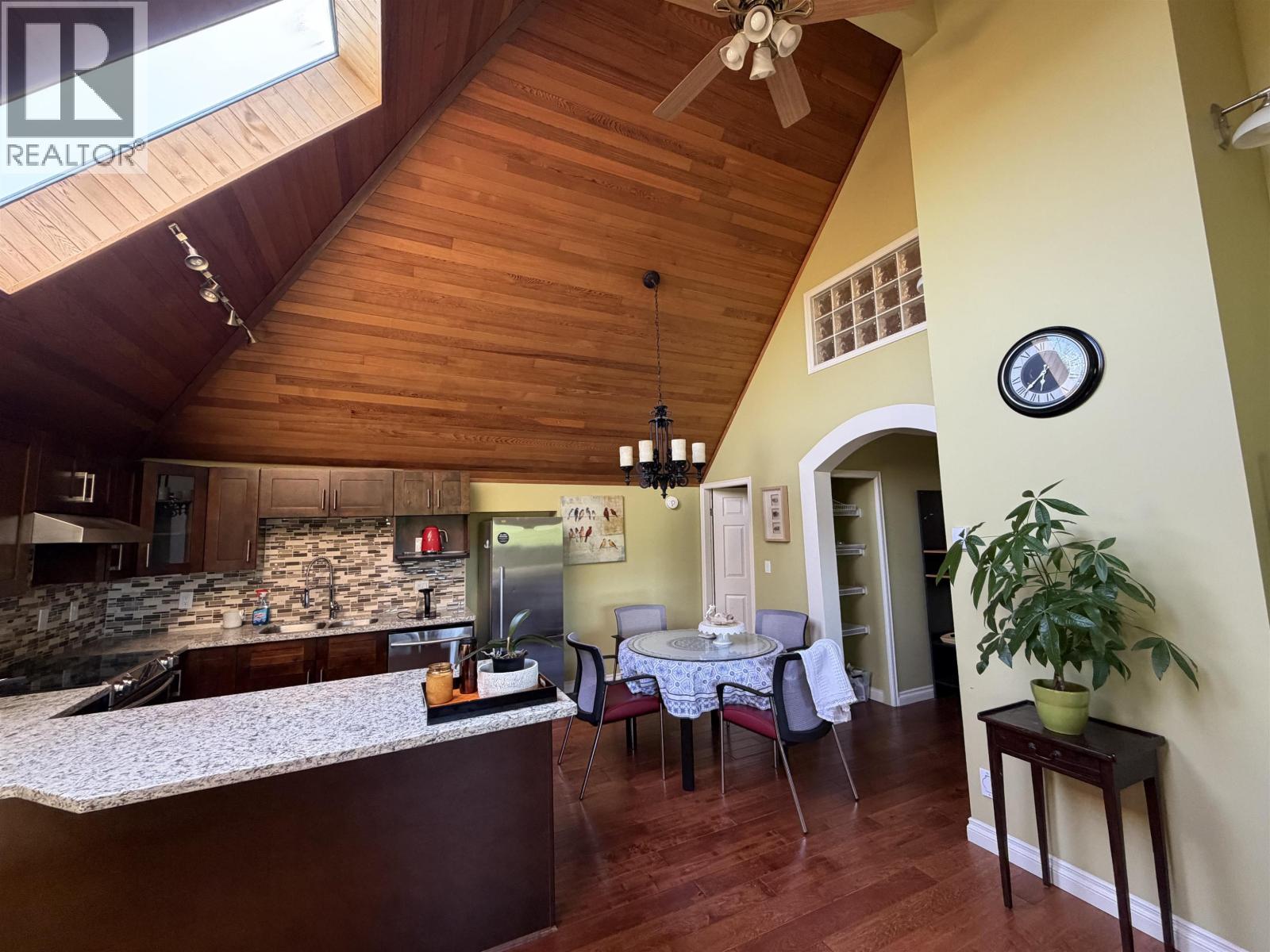 10591 GRANVILLE Avenue, Richmond
