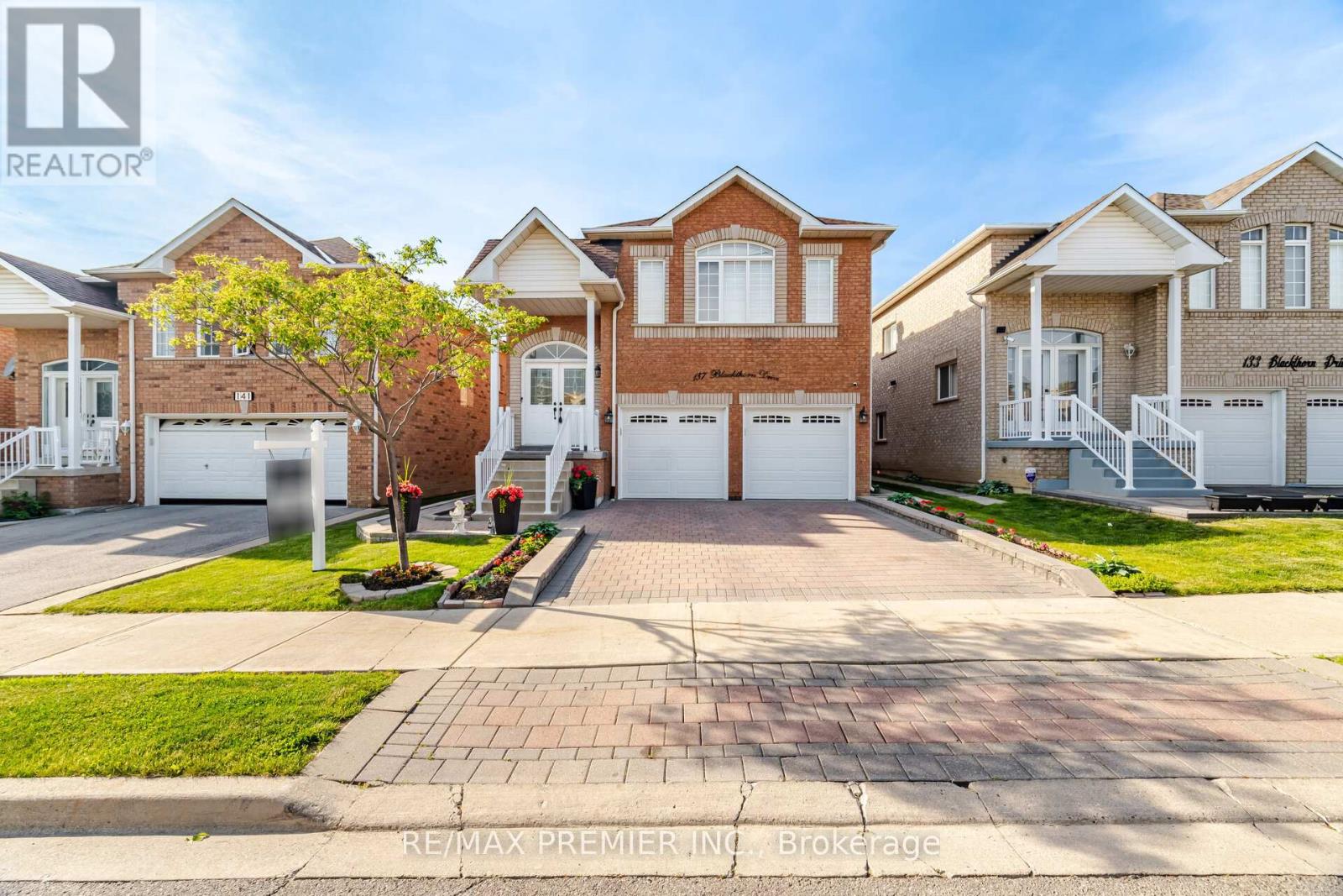 137 BLACKTHORN DRIVE - 1