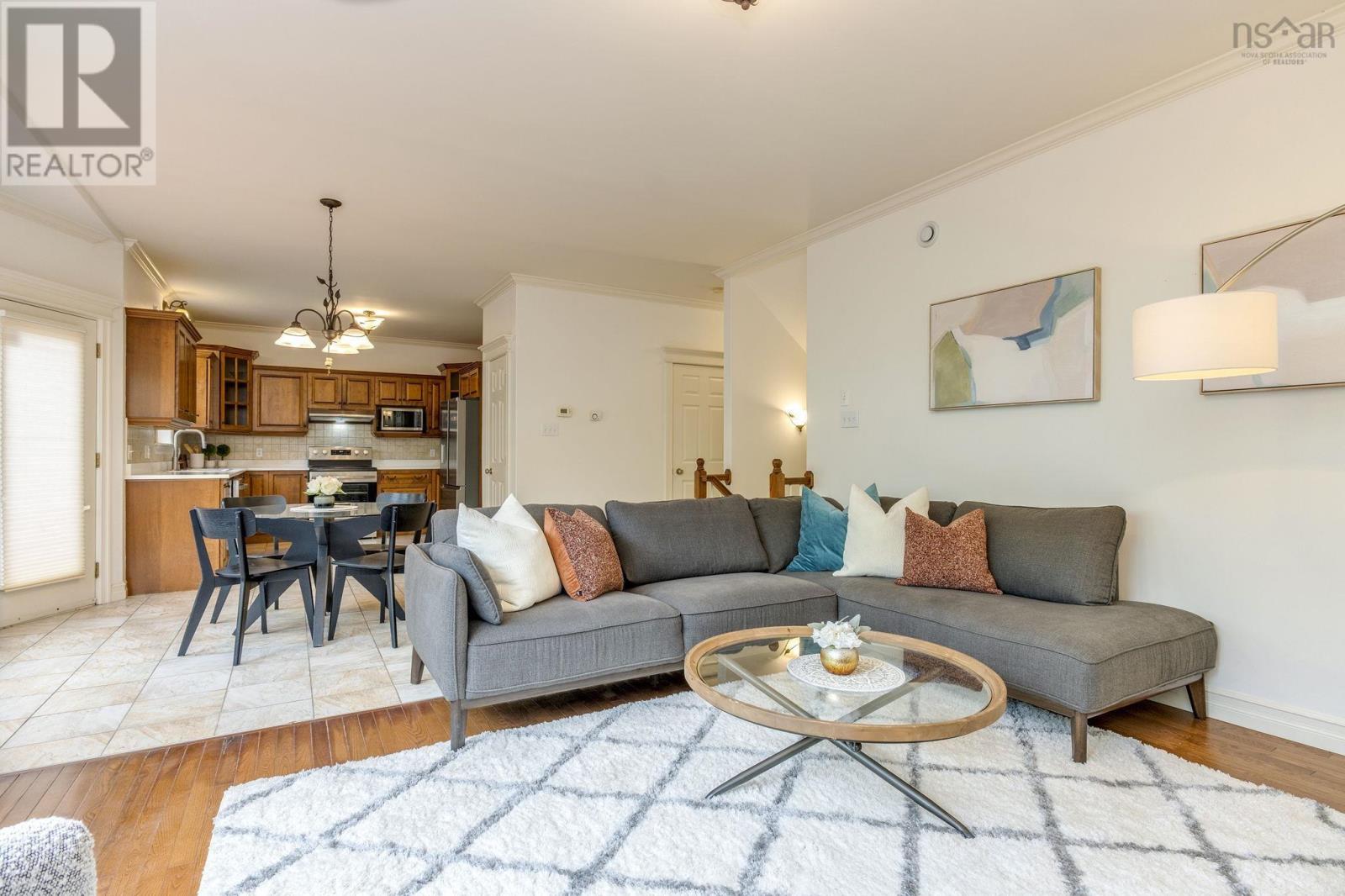 15 Kingsbury Way - 13