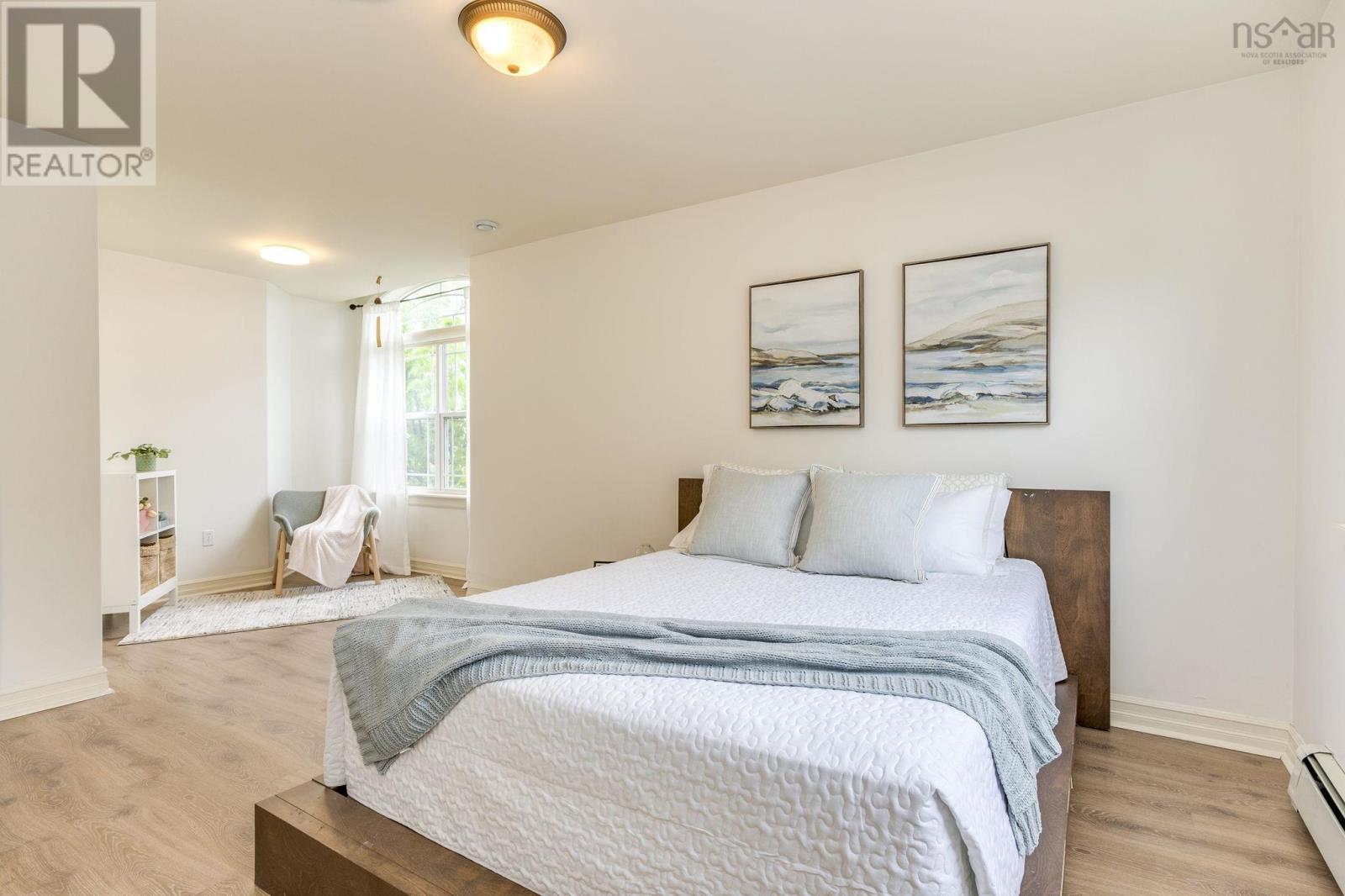 15 Kingsbury Way - 27