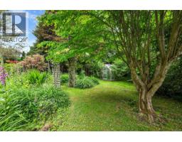 B 7095 Richview Dr, Sooke, BC V9Z0T3 Photo 11