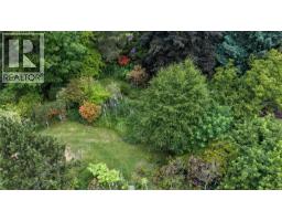 B 7095 Richview Dr, Sooke, BC V9Z0T3 Photo 8