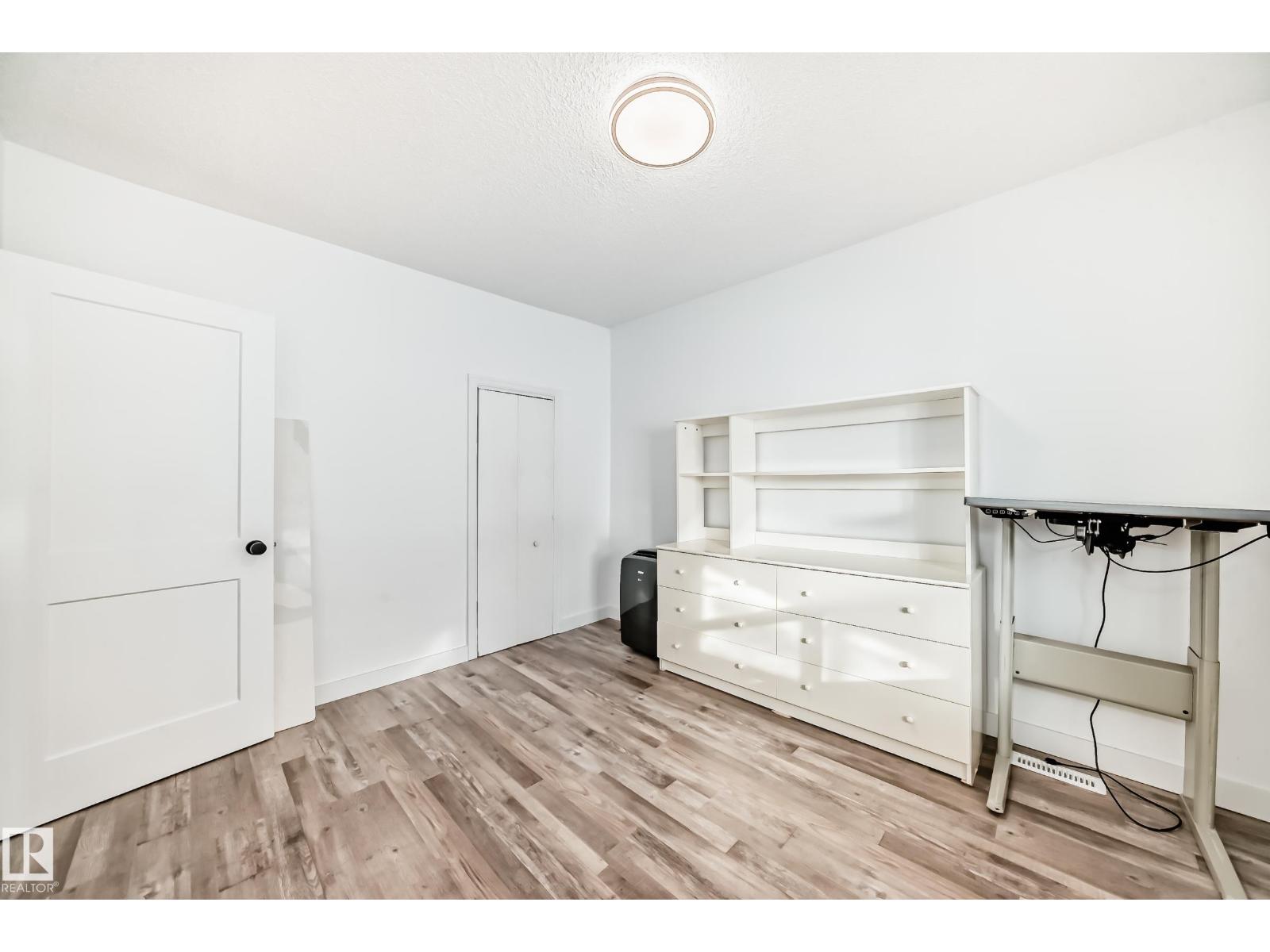 11429 89 ST NW - 21