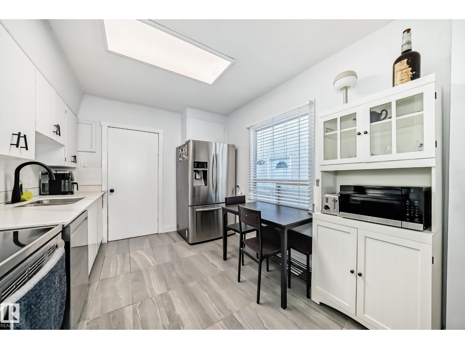 11429 89 ST NW - 23