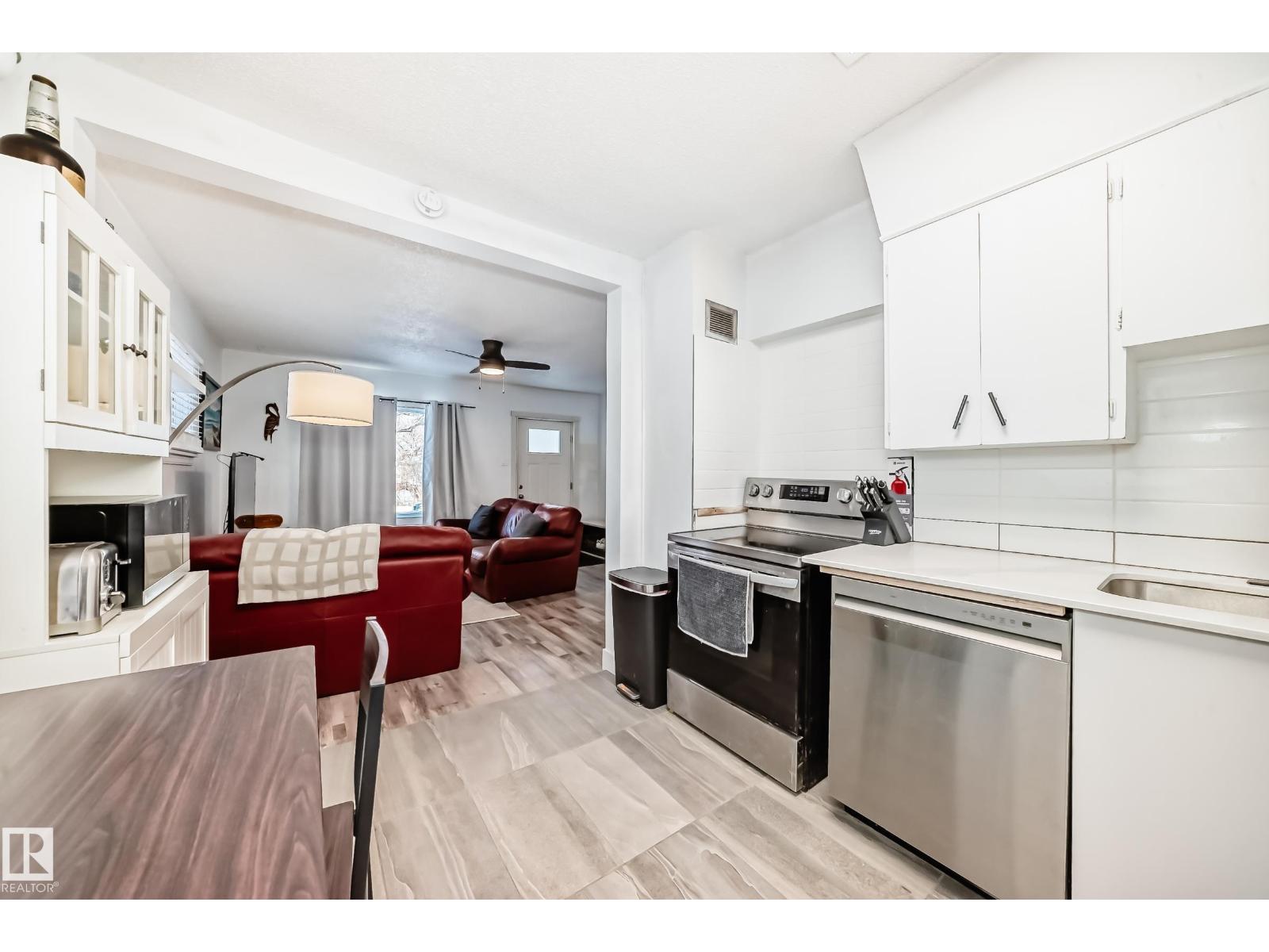 11429 89 ST NW - 27