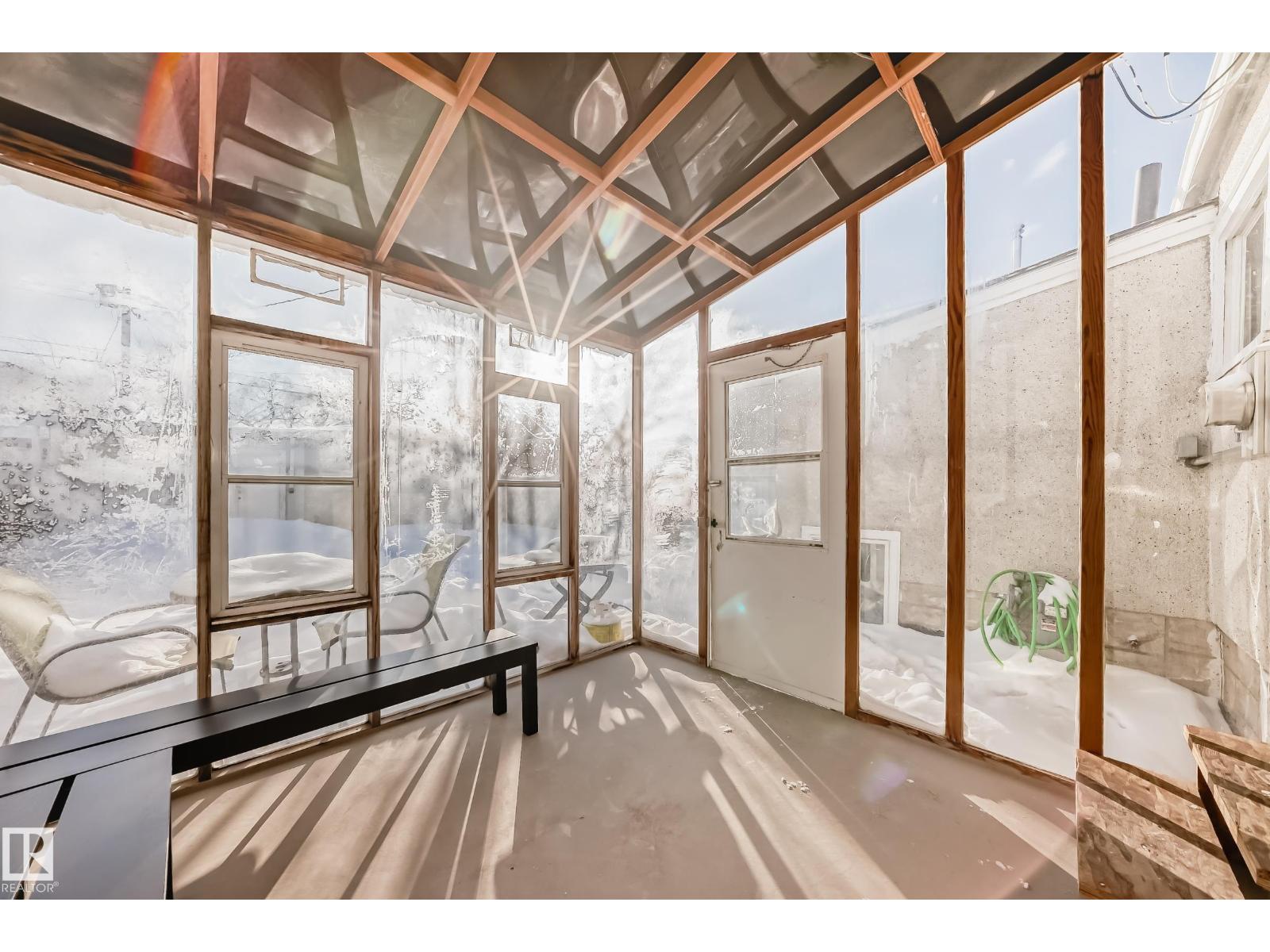 11429 89 ST NW - 31