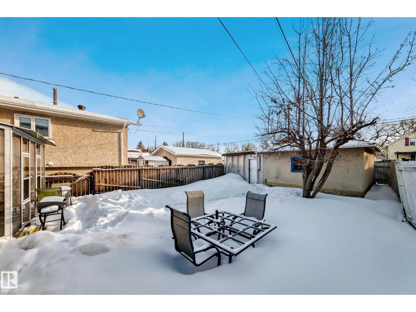 11429 89 ST NW - 32