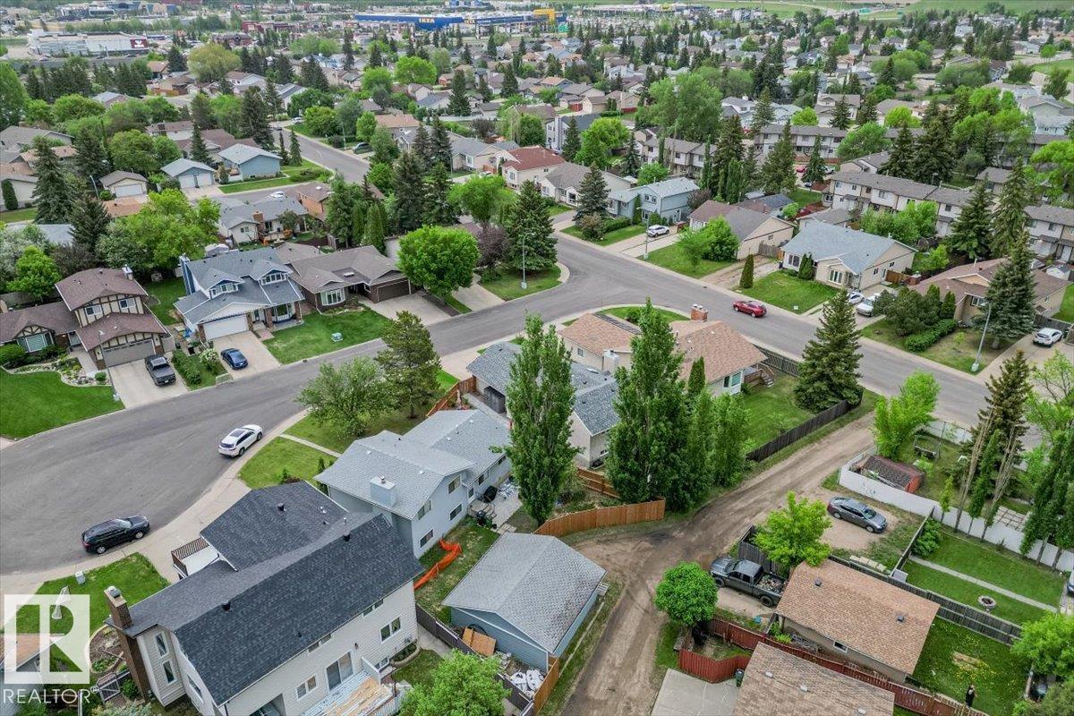 10452 18 AV NW — photo 47