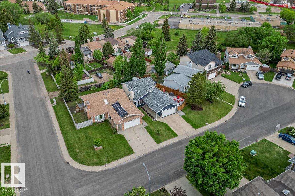 10452 18 AV NW — photo 49