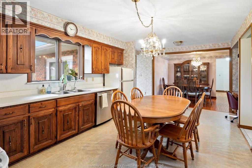 1565 ROXBOROUGH - Image 10
