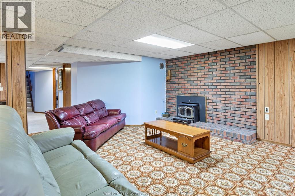 1565 ROXBOROUGH - 23